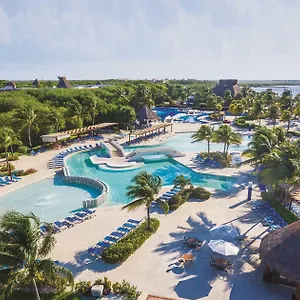 Resort Bluebay Grand Esmeralda, El Marlyn Azul